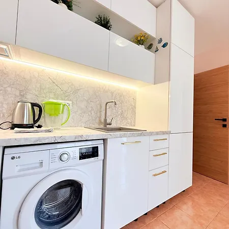 One Apartman *