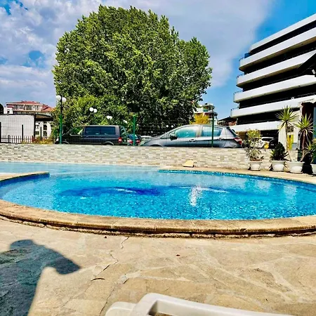 Apartman One *